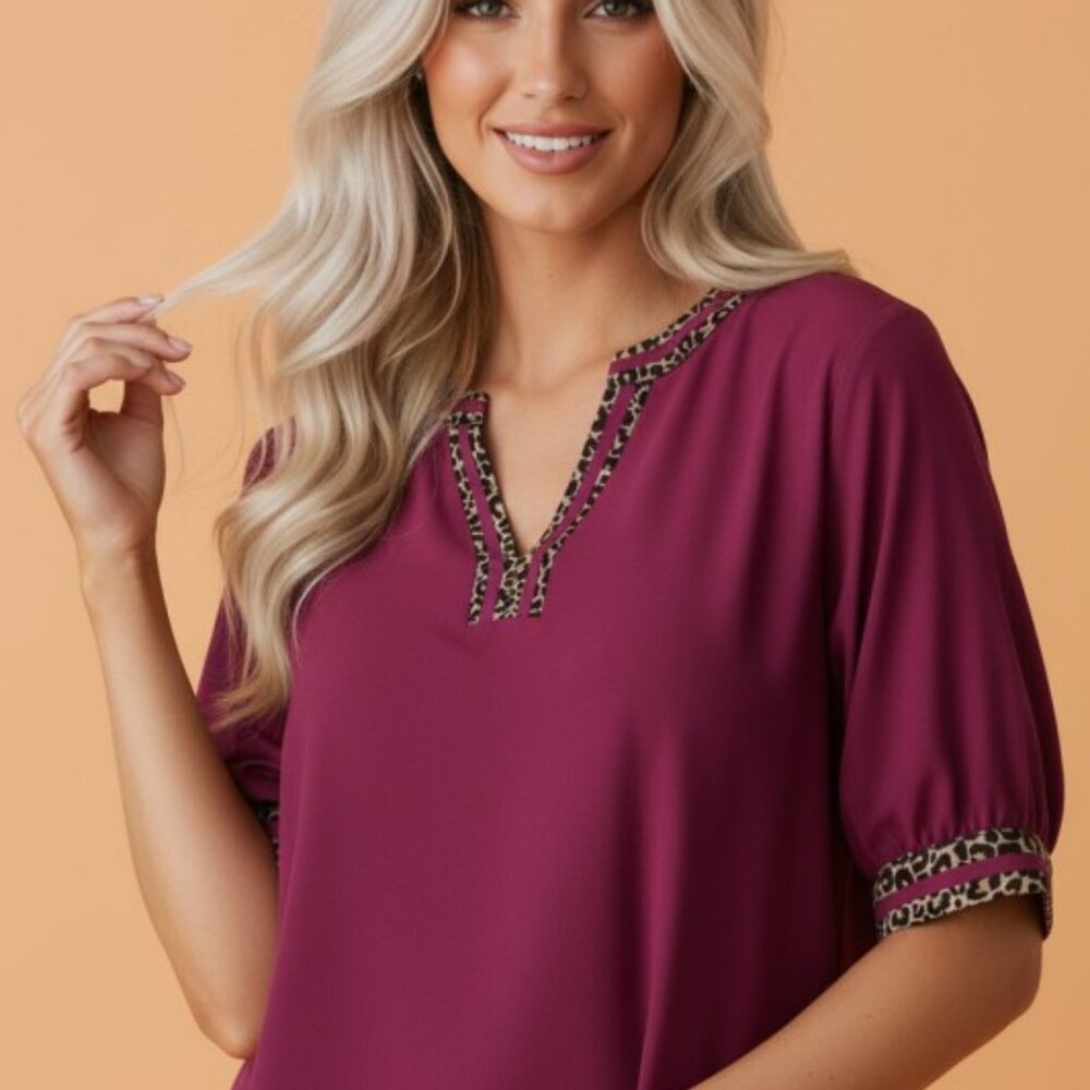 Leopard Contrast Trim V-Neck Short Sleeve Blouse
